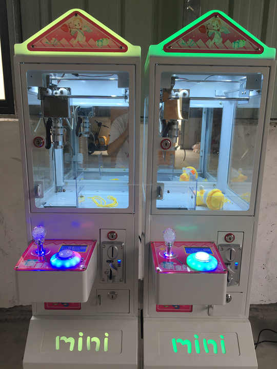 Miniatuur muntbediende mega kl - Arcade Toy Claw Vending Machine recensie en prijs